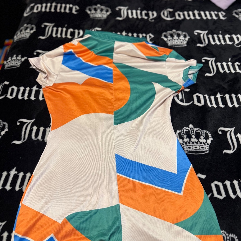 Abstract Color Block Romper - Picture 2 of 2